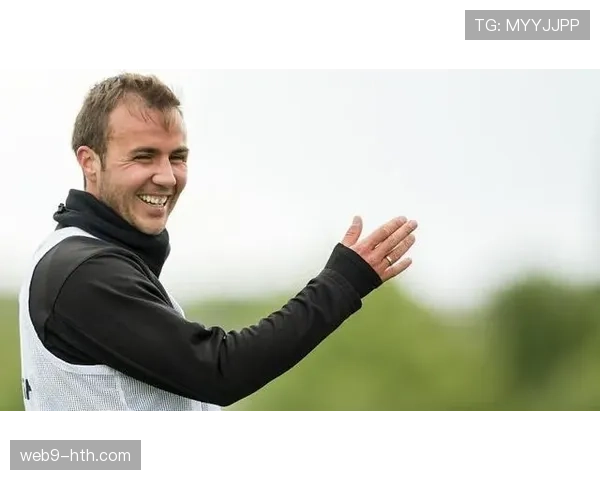 转型之路:前德甲球星格策参加教练培训课程,迈向执教生涯 转型之路:前德甲球星格策参加教练培训课程,迈向执教生涯